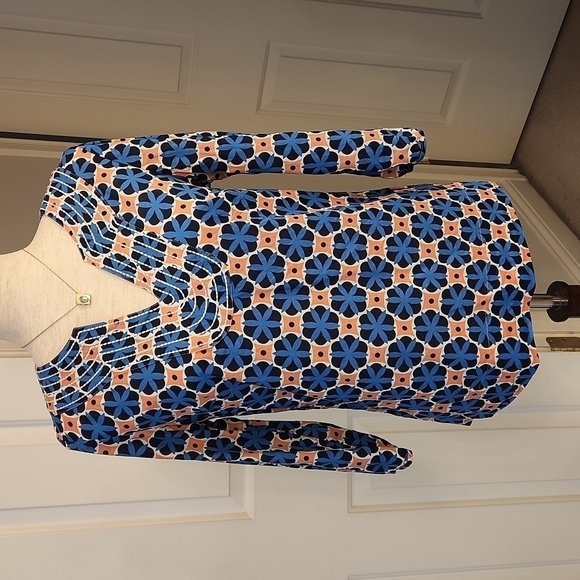 Boden Tops - Boden 3/4 Sleeve Shirt Size 4